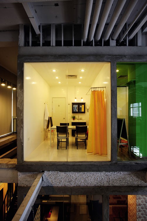 meeting-toilet